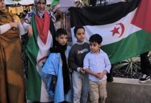 Photo of الجالية الصحراوية في منطقة الاندلس تنظم تظاهرة منددة بالموقف الامريكي الاخير حول قضية الصحراء الغربية