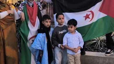 Photo of الجالية الصحراوية في منطقة الاندلس تنظم تظاهرة منددة بالموقف الامريكي الاخير حول قضية الصحراء الغربية