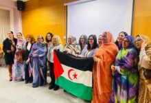 Photo of Las mujeres saharauis participan en el acto por el 50 aniversario de la Asociación de Amigos de RASD en Madrid